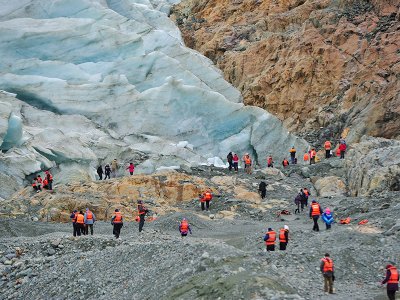 Glacier exploration Skorpios III