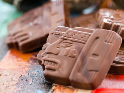 Mayan chocolate glyphs