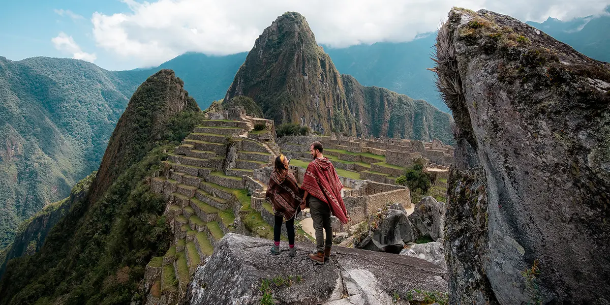 Machu Picchu Couple