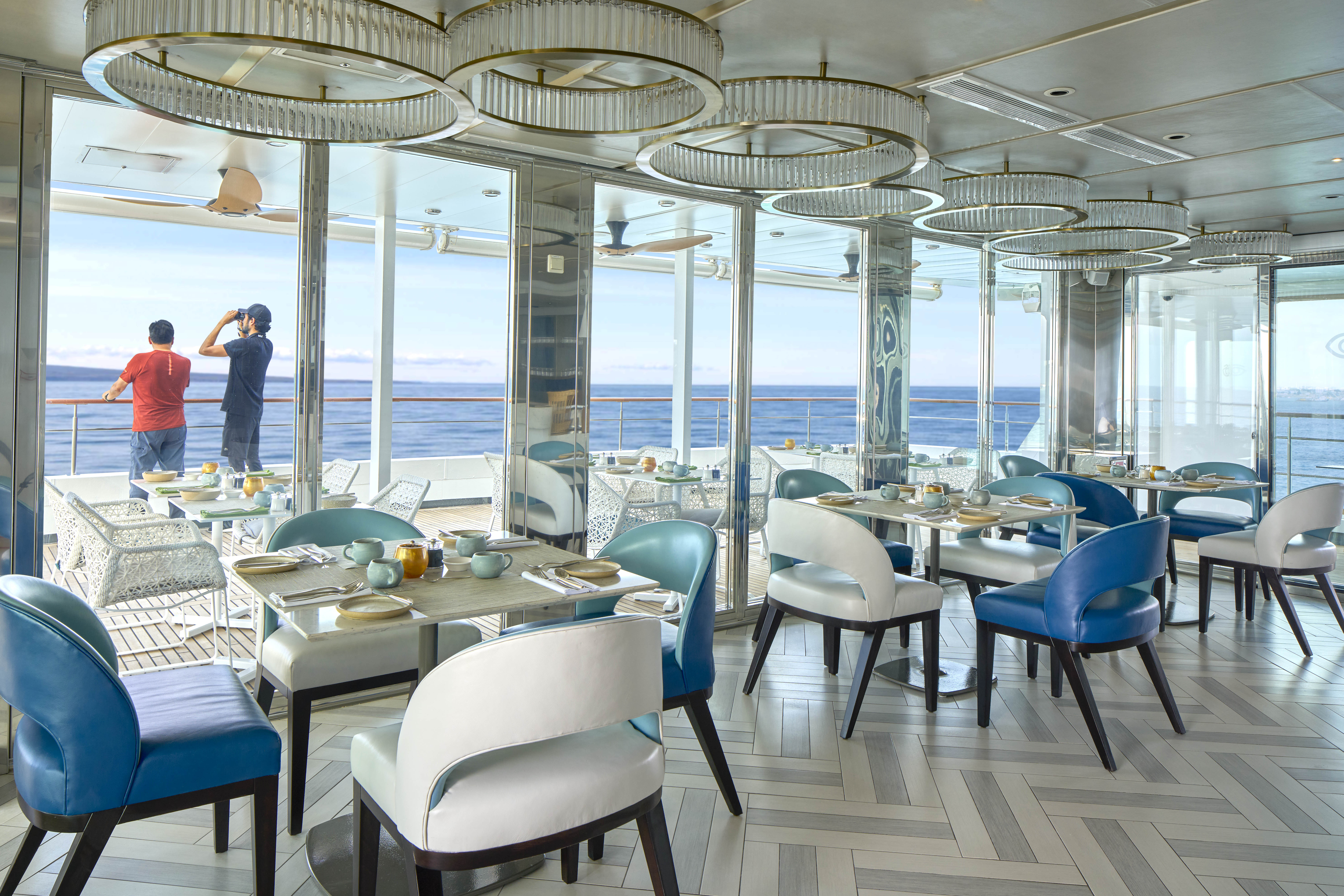 LEX Ship NG Islander II Interior 00134