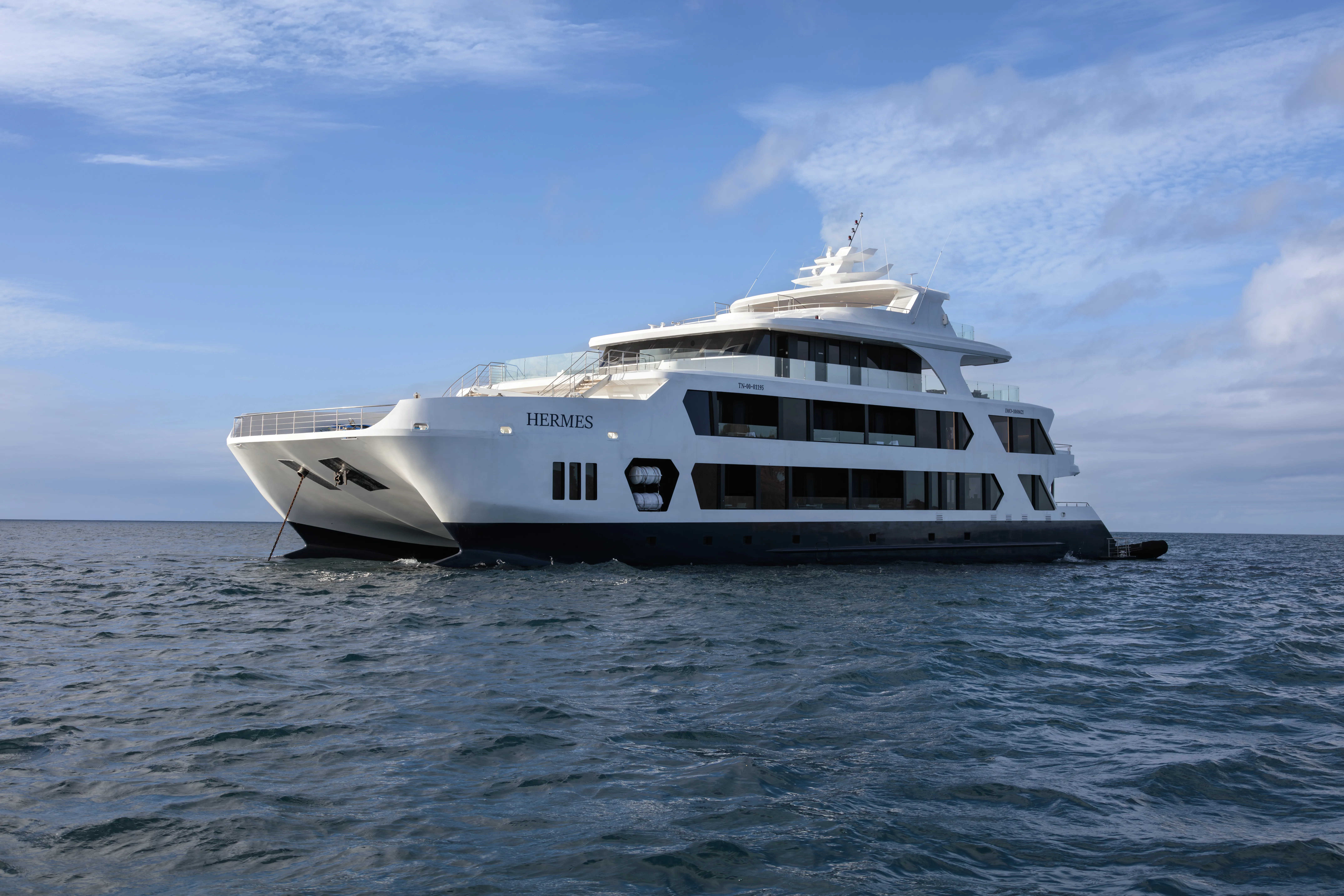 Panoramic 16 Hermes Galapagos Mega Catamaran Panoramic 16 Hermes Galapagos Mega Catamaran