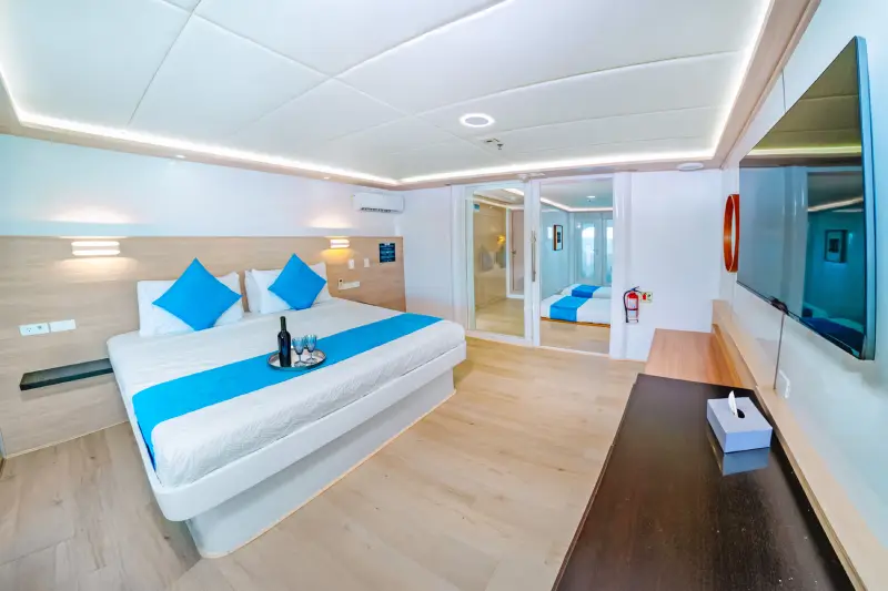 Treasure suite 1 Treasure suite 1