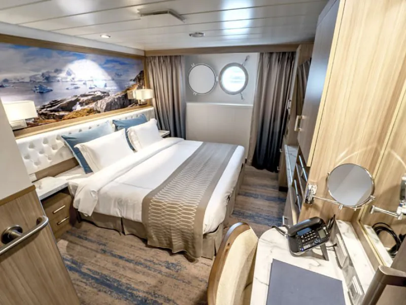 Aurora Expeditions Greg Mortimer9