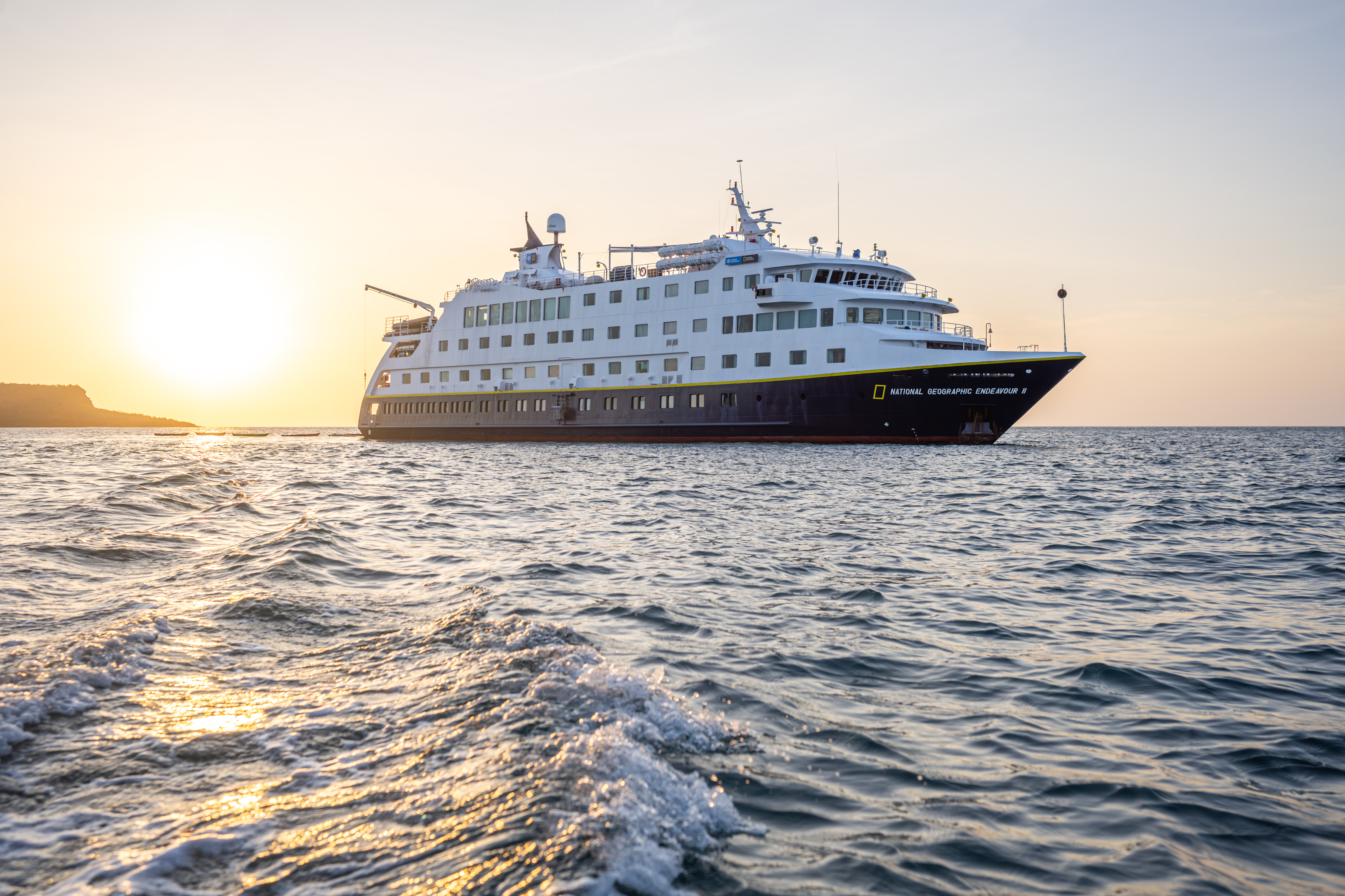 LEX Ship NG Endeavour II Exterior Ecuador Galapagos Islands KF EC24 065