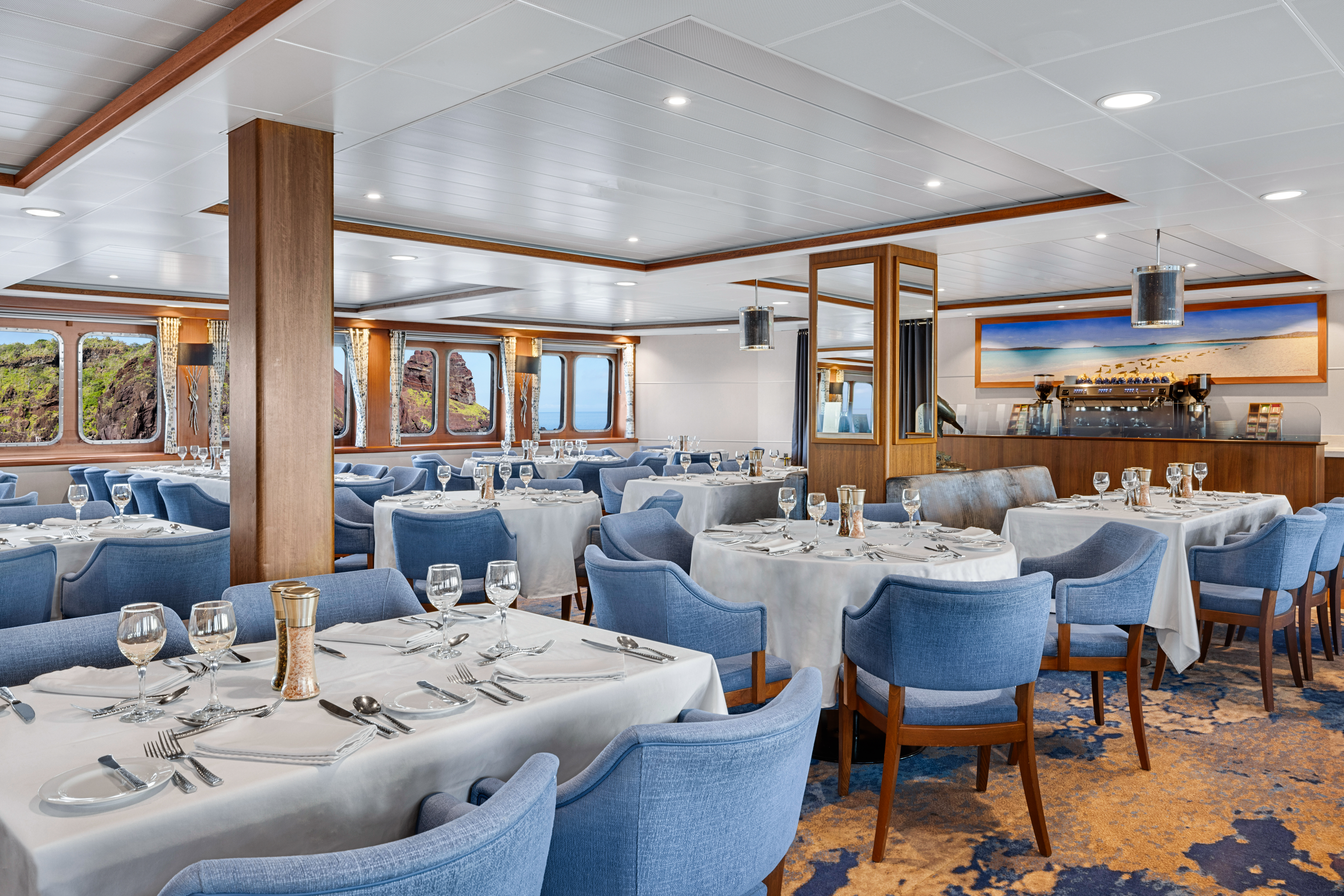 LEX Ship NG Endeavour II Interior DS EC24 0421