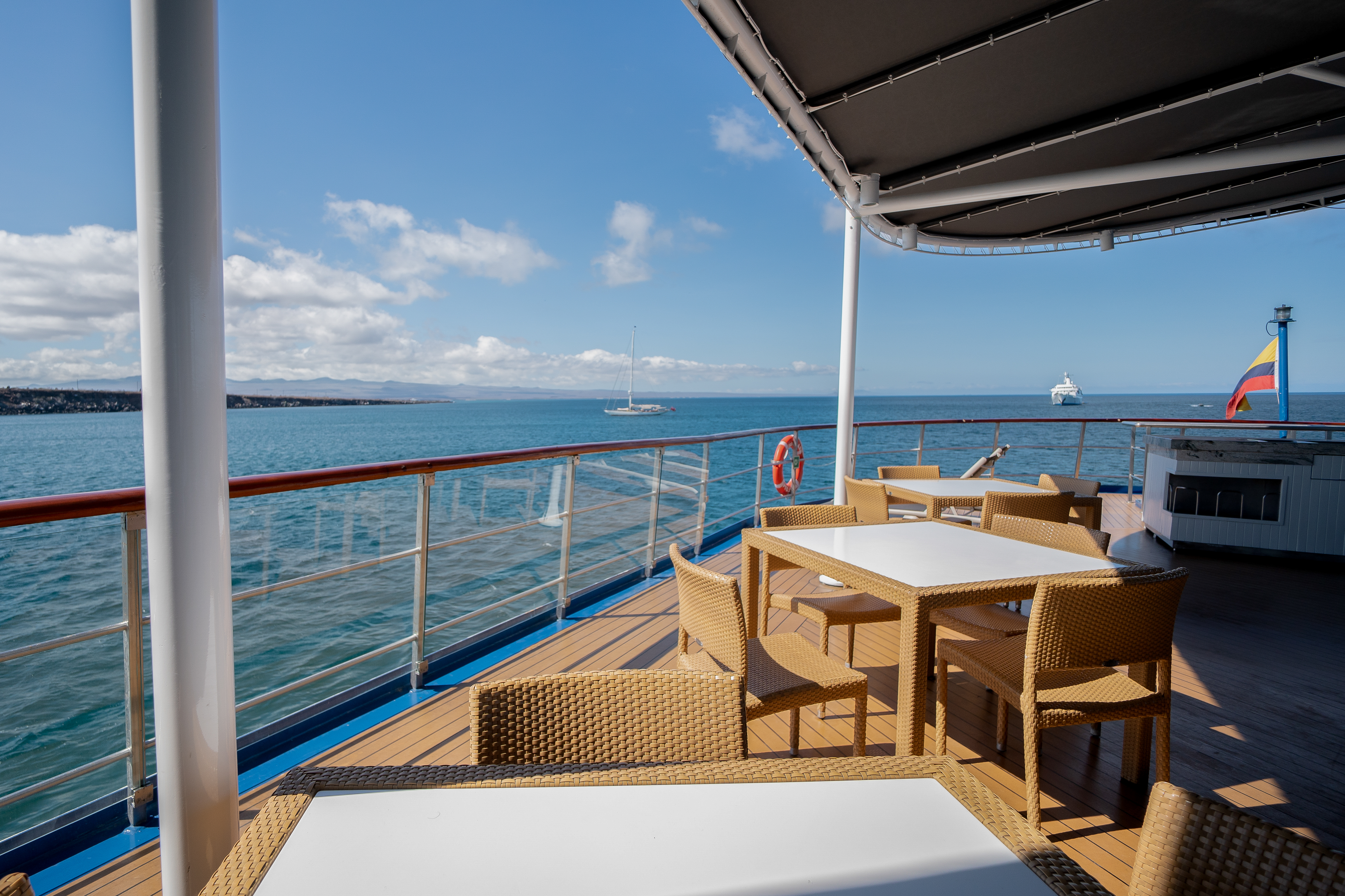 Yacht Isabela II Sun Deck 2 Yacht Isabela II Sun Deck 2