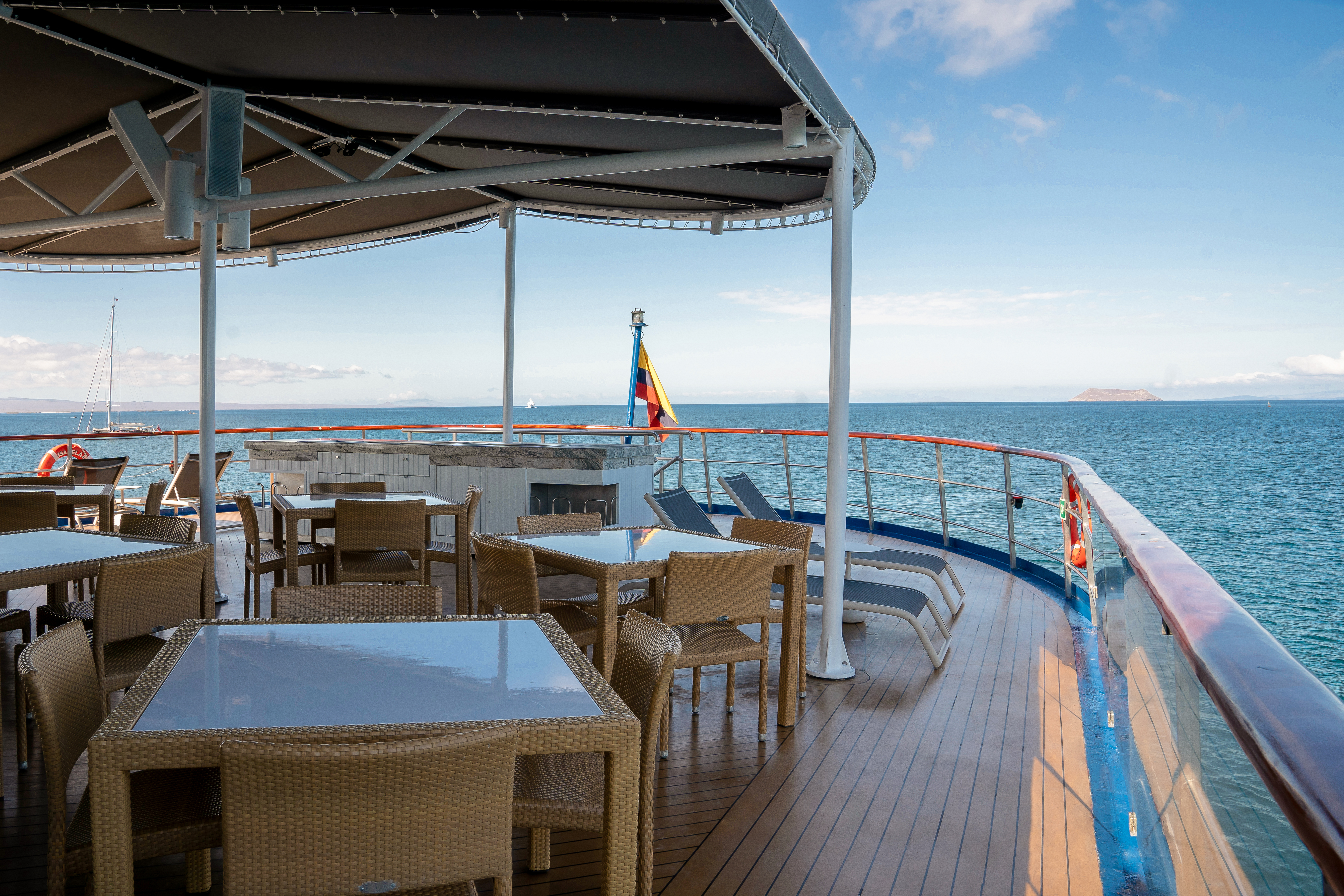 Yacht Isabela II Sun Deck 1 Yacht Isabela II Sun Deck 1