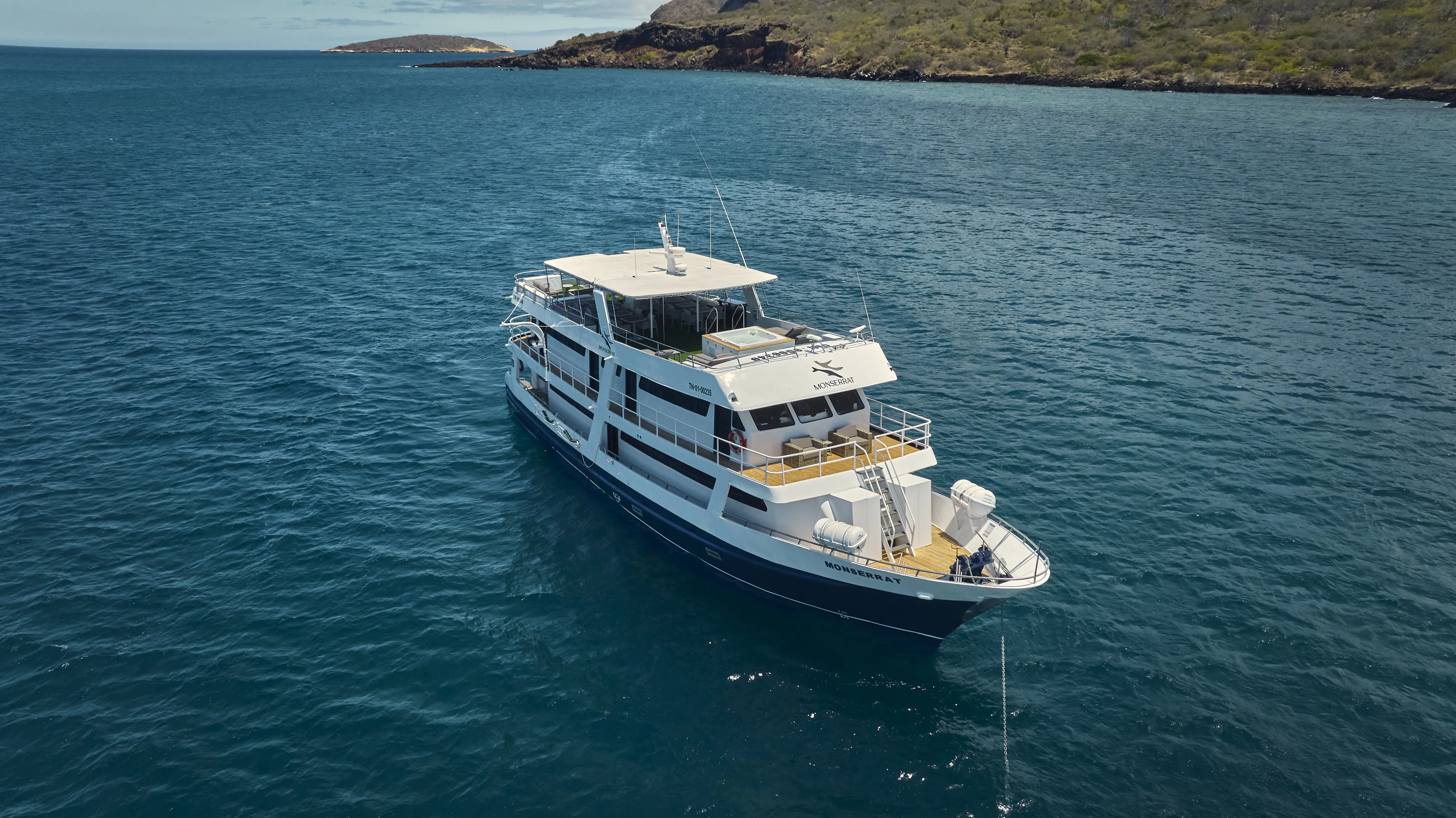 Monserrat Motor Yacht Panoraics (30) Monserrat Motor Yacht Panoraics (30)