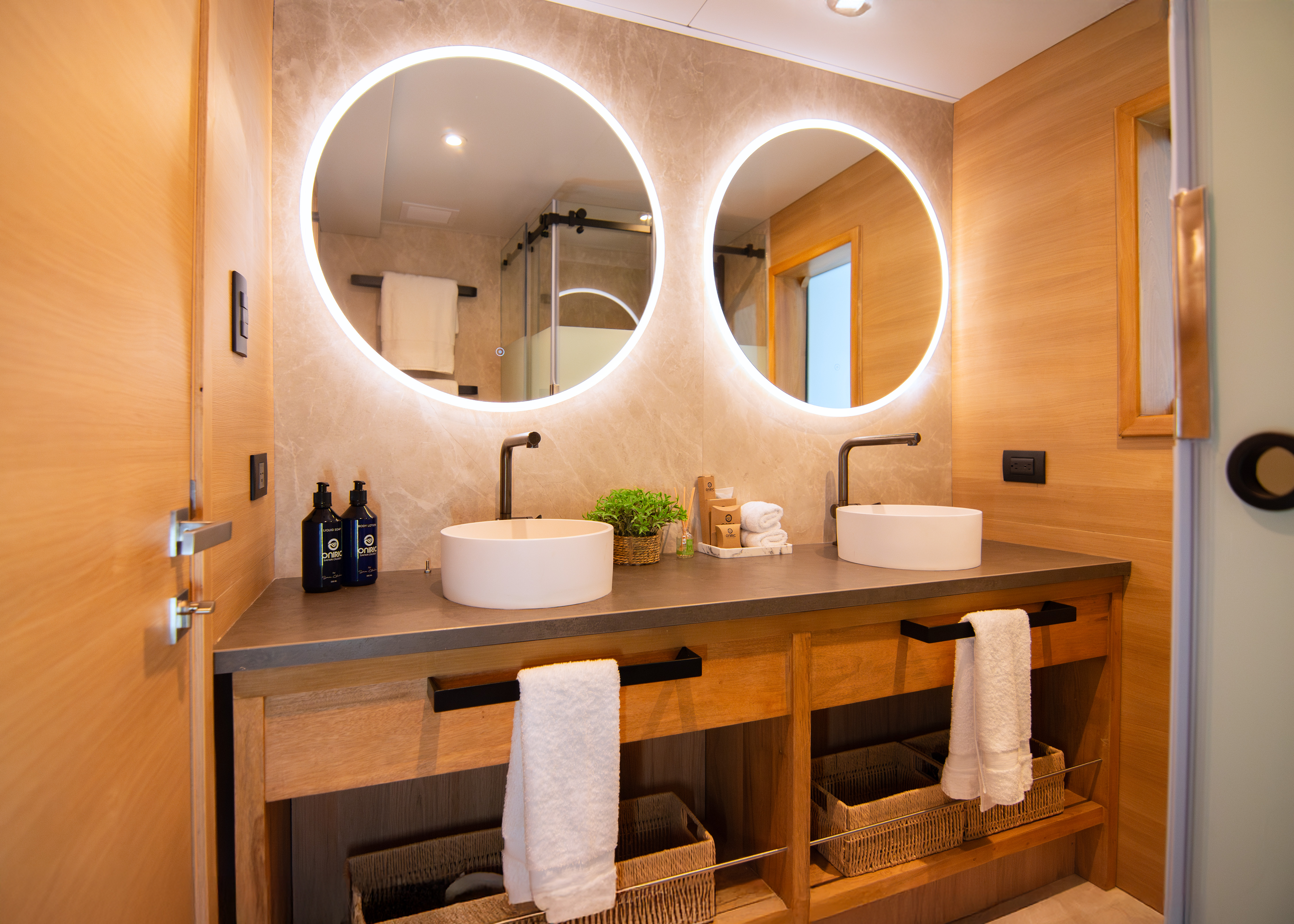 Tribute Premium Suite Bathroom Tribute Premium Suite Bathroom