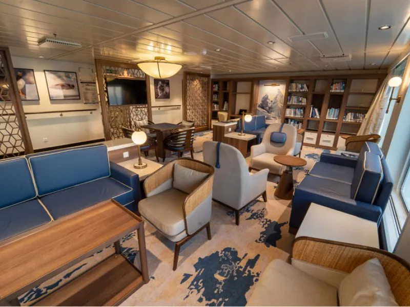 Aurora Expeditions Greg Mortimer4