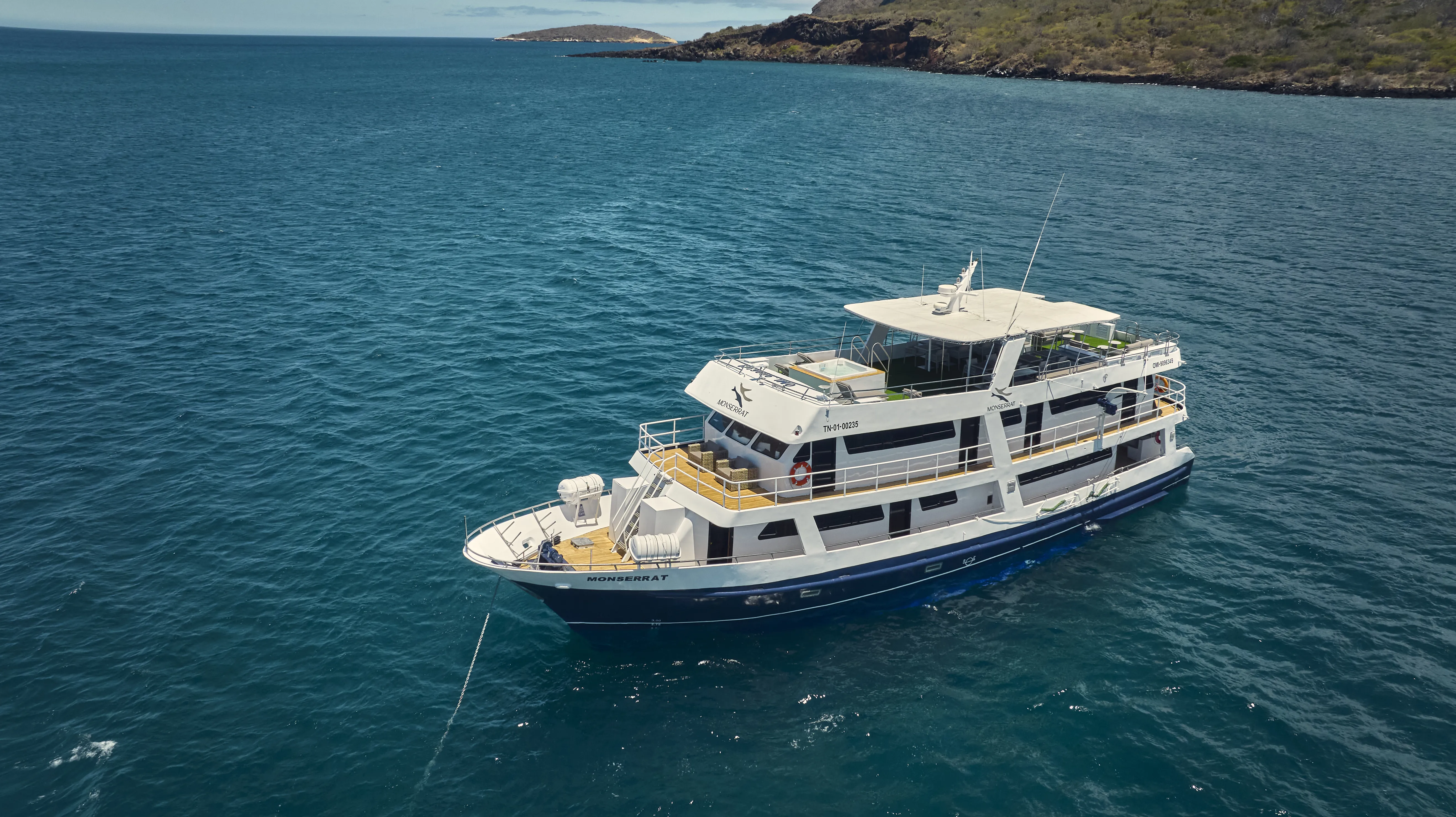 Monserrat Motor Yacht Panoraics (16) Monserrat Motor Yacht Panoraics (16)