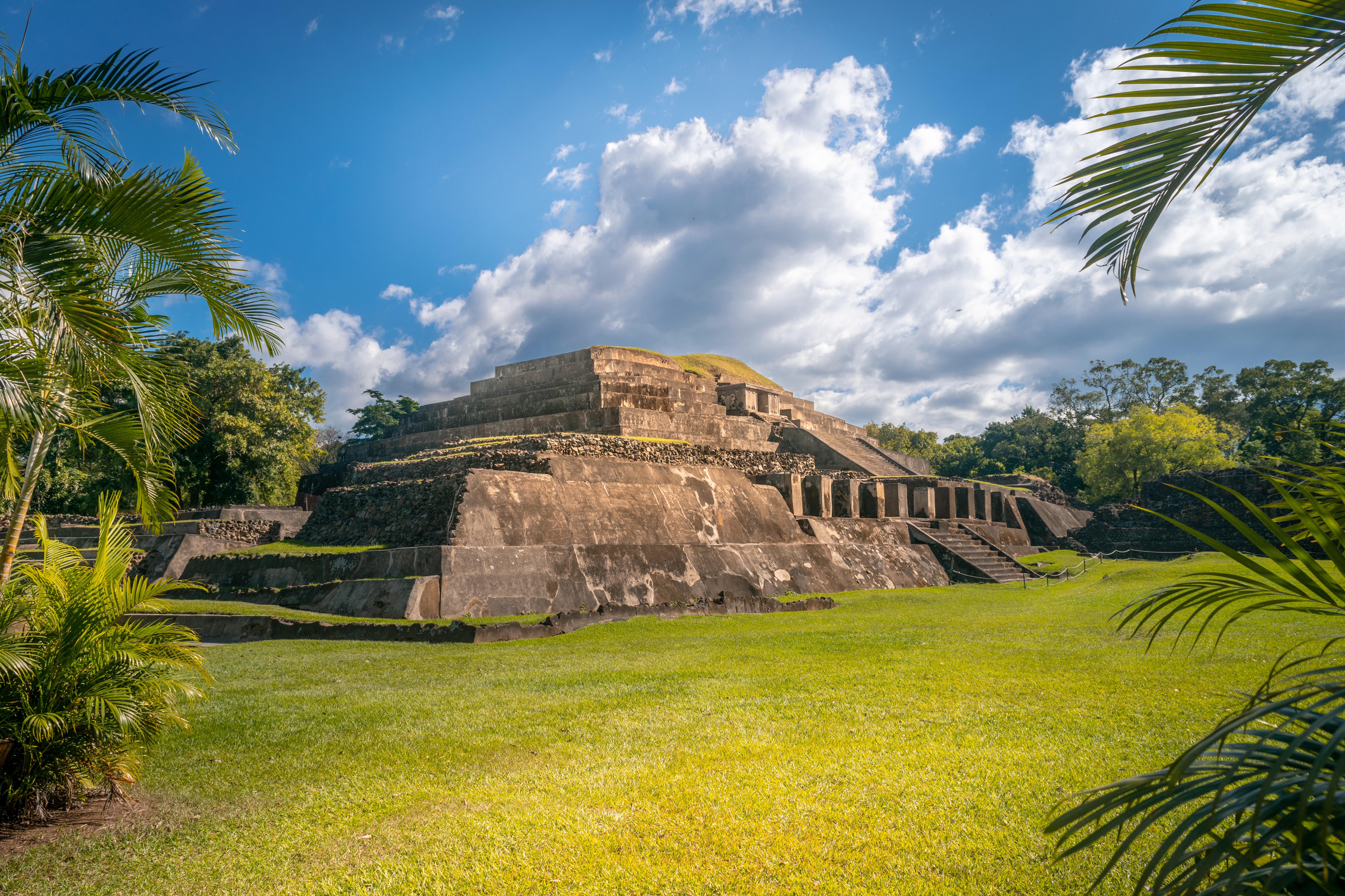 Mayan Pyramid Of Tazumal, El Salvador Mayan Pyramid Of Tazumal, El Salvador