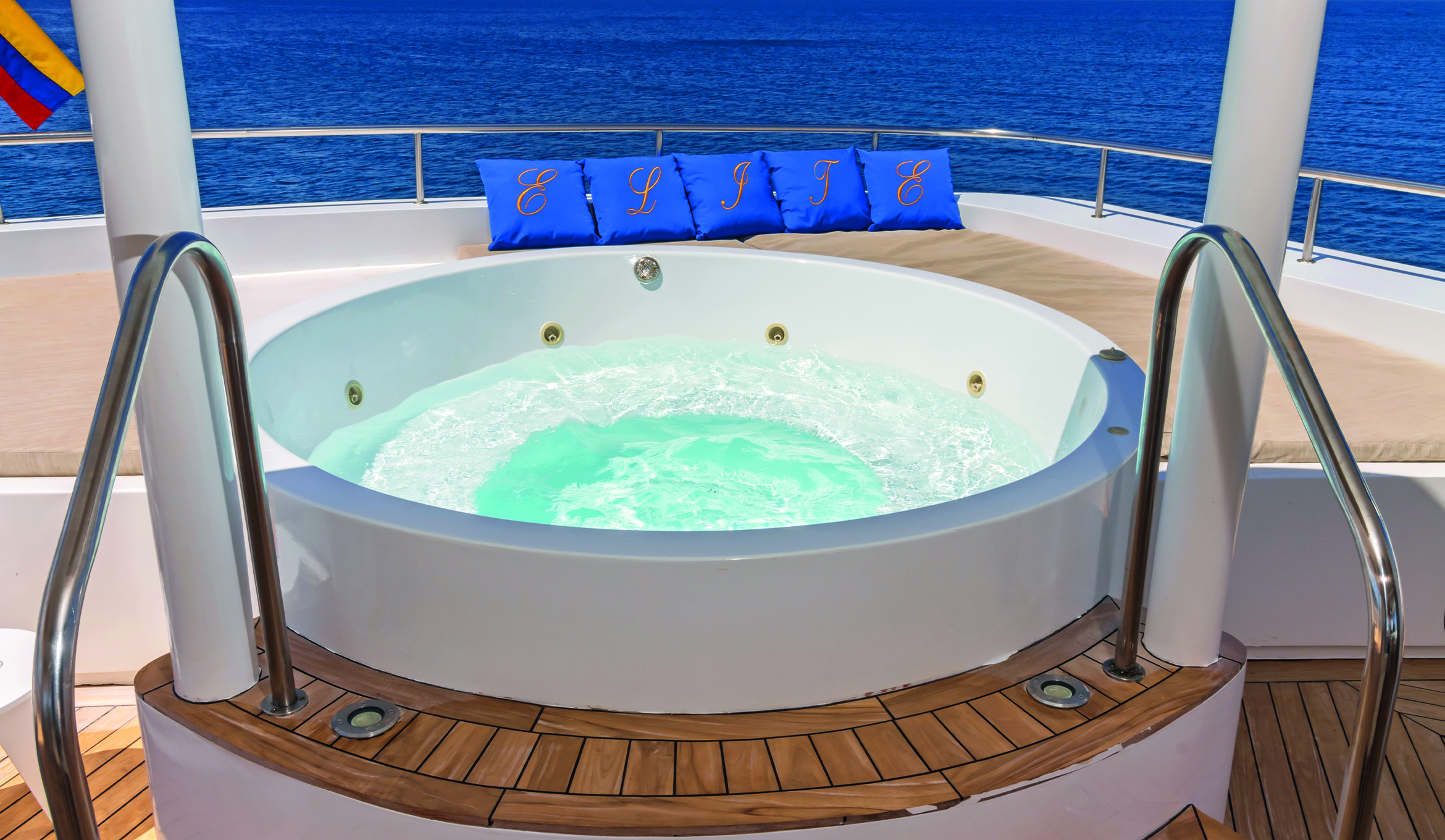 Hot Tub Elite Hot Tub Elite