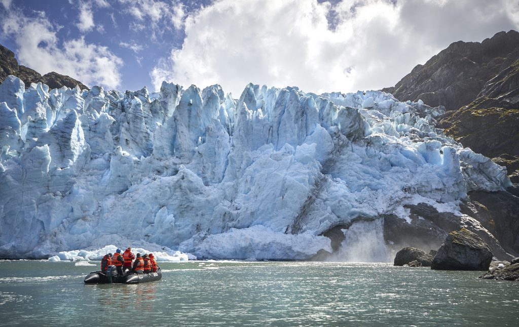 Pia Glacier (1) Pia Glacier (1)