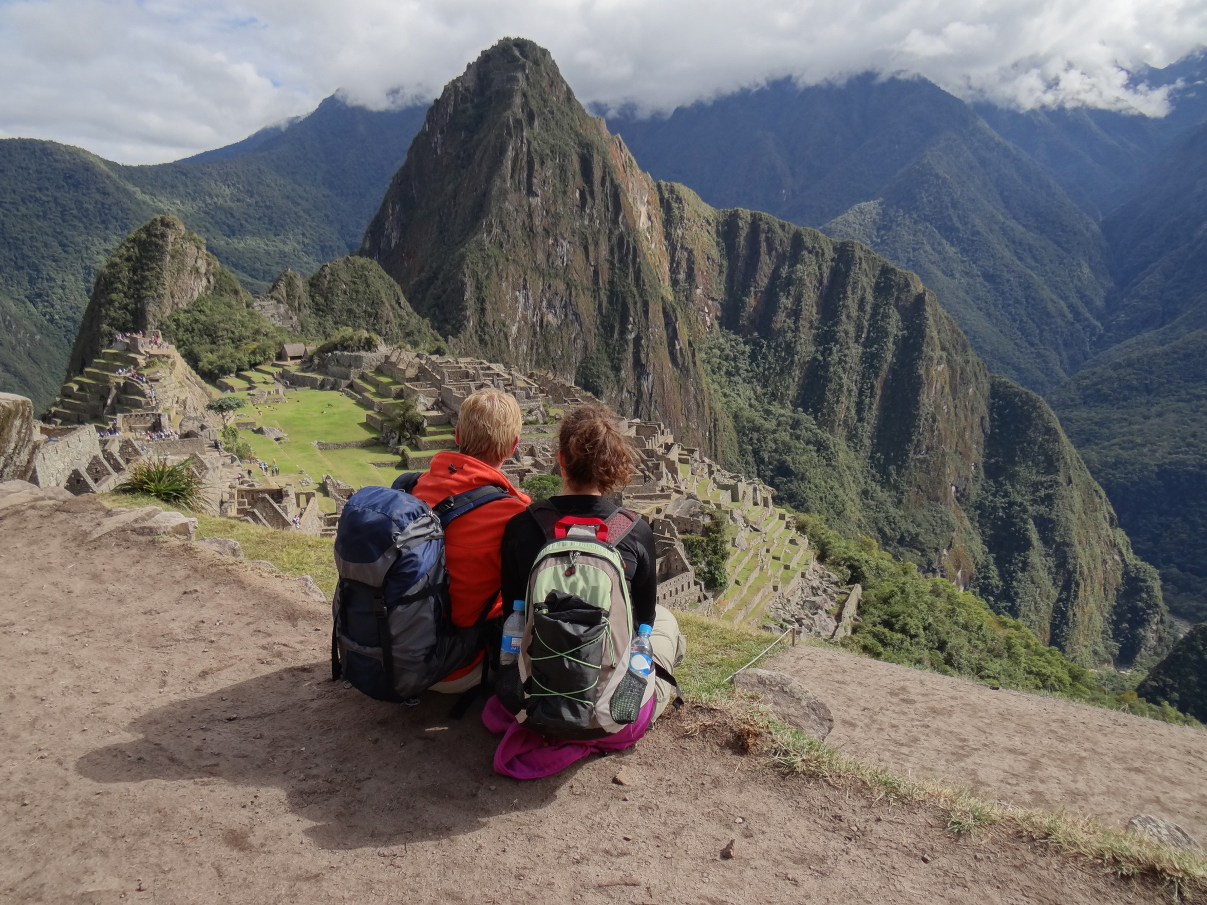 Peru Honeymoon Machupicchucouple3