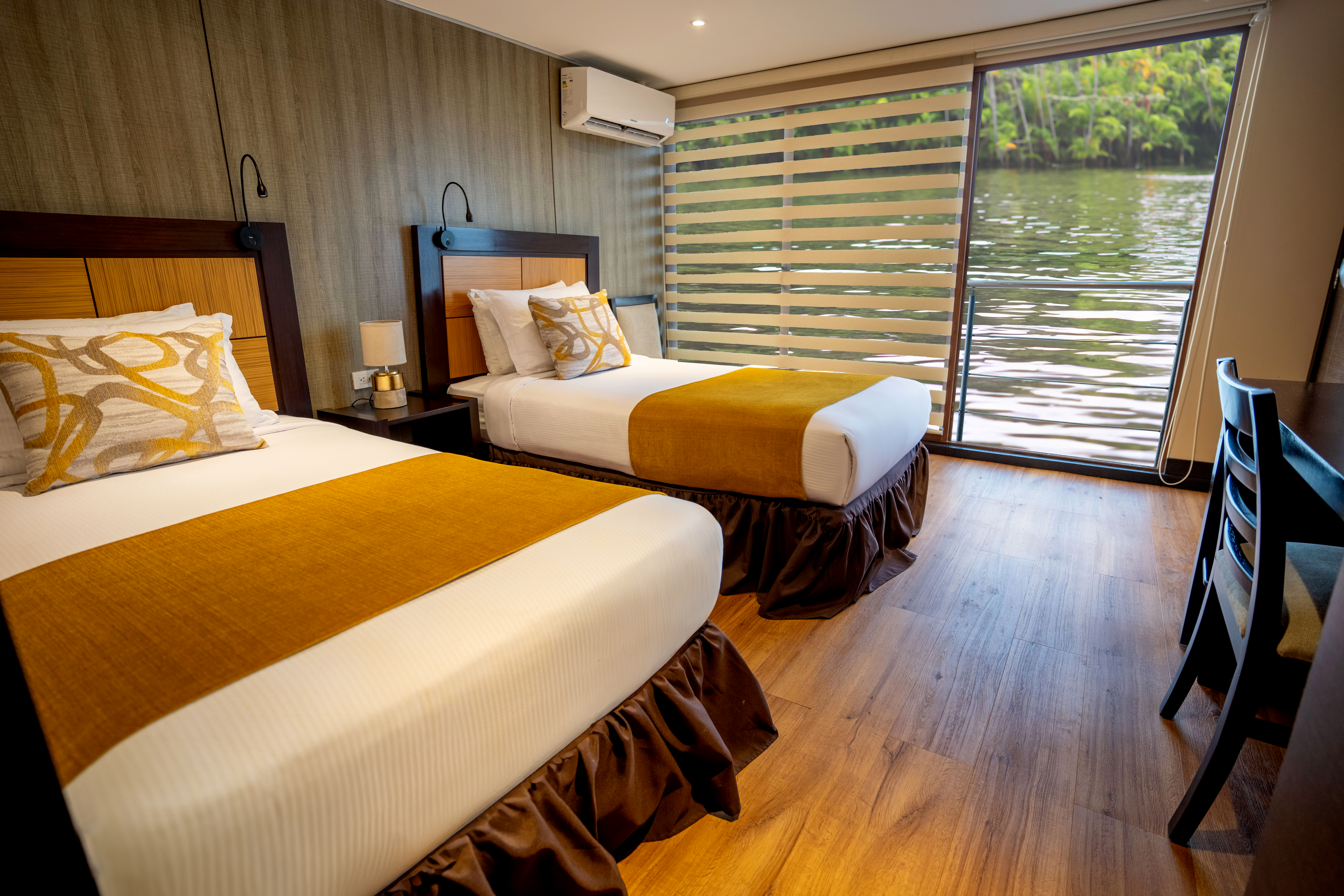 Standard Suite Twin Size Bed Anakonda Amazon Cruise 2 Standard Suite Twin Size Bed Anakonda Amazon Cruise 2