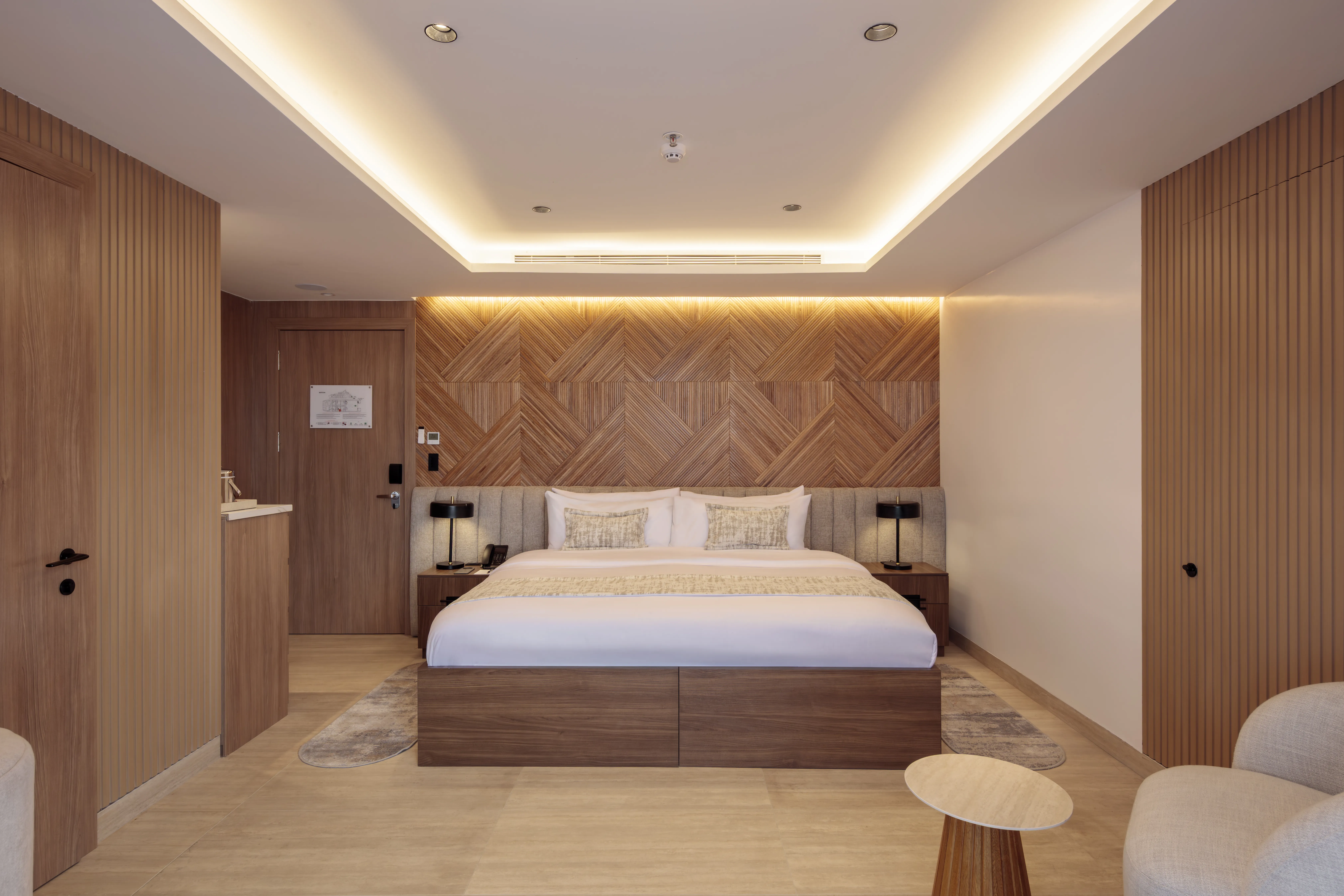 King Suite 2 Hermes Galapagos Mega Catamaran King Suite 2 Hermes Galapagos Mega Catamaran