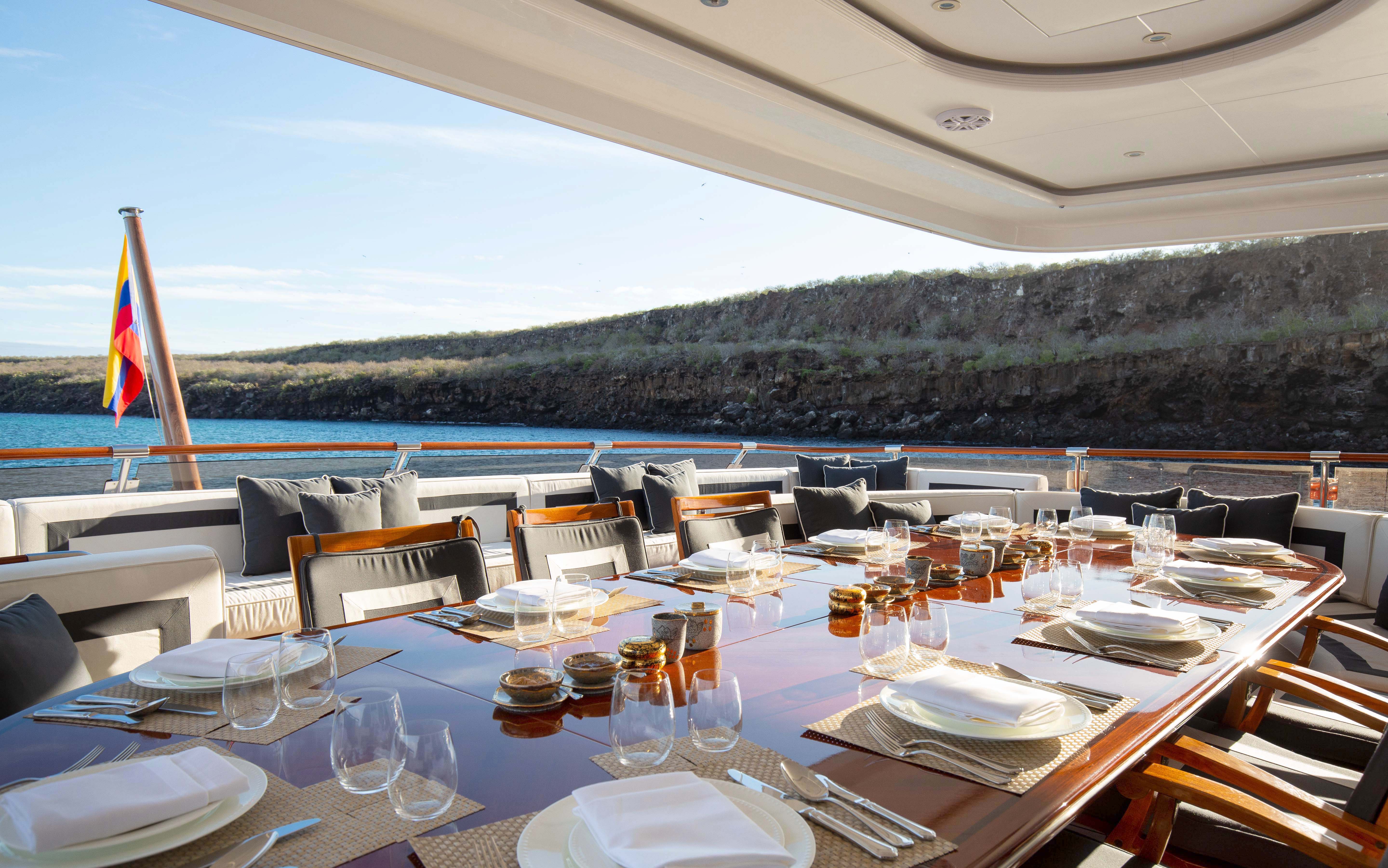 Aqua Mare Outdoordining 04