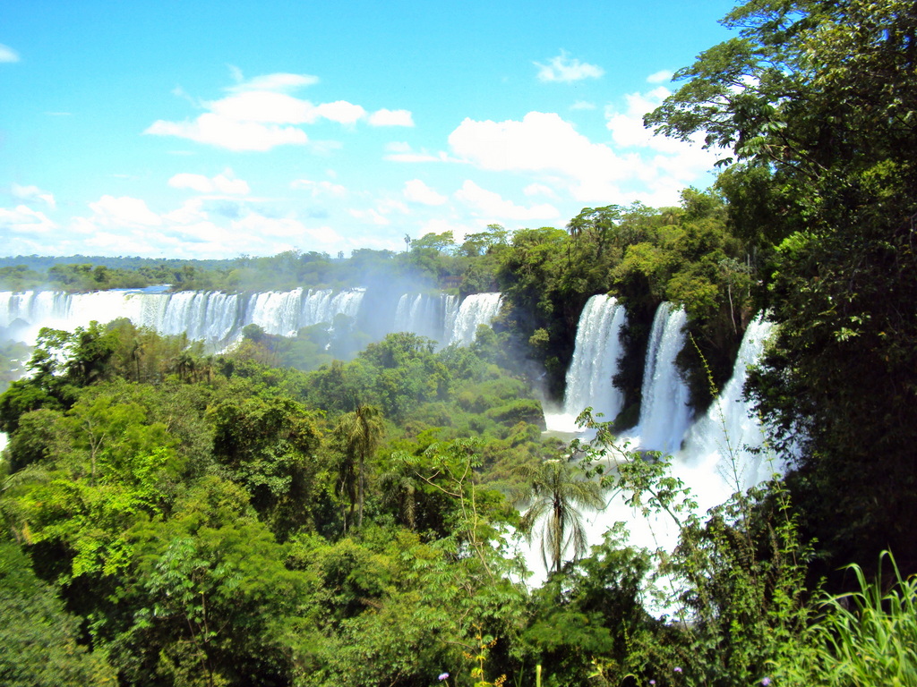 Iguassu Falls 6-001