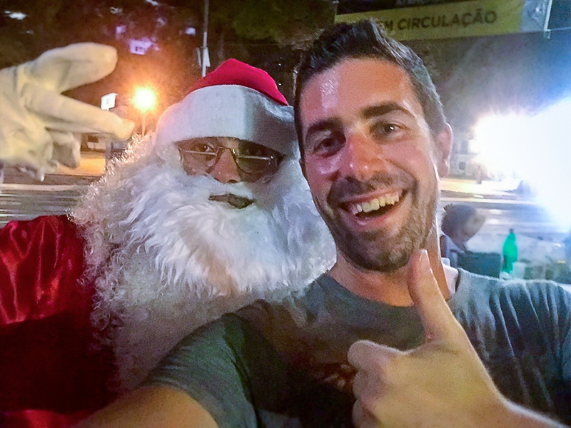 Lewis meets 'Papai Noel' on Christmas Eve in Rio!